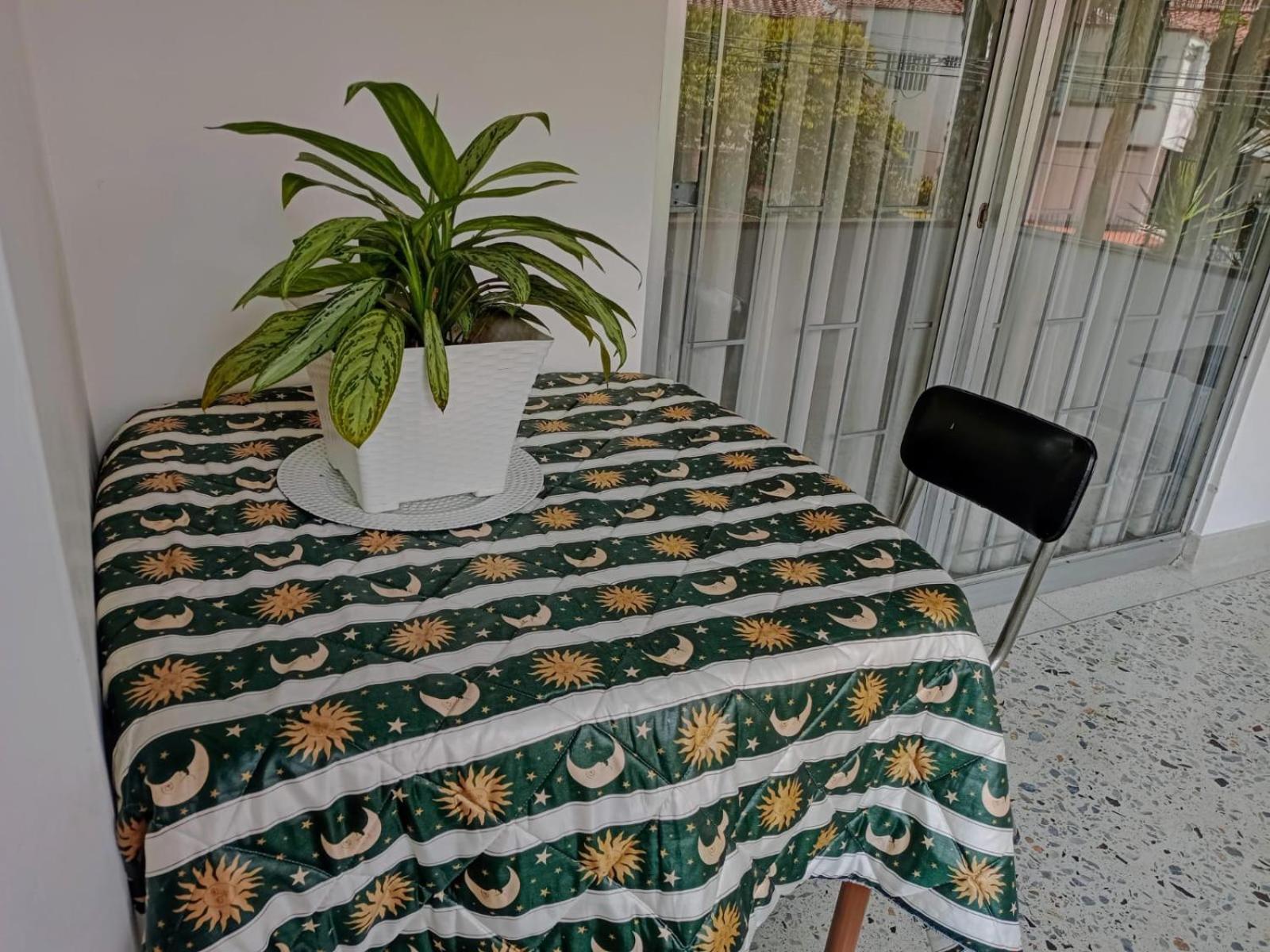 2 En Casa Retro